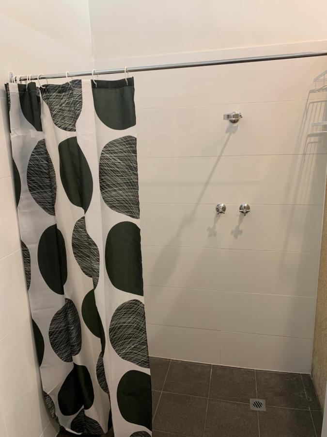 Donnybrook Hotel Wa 外观 照片